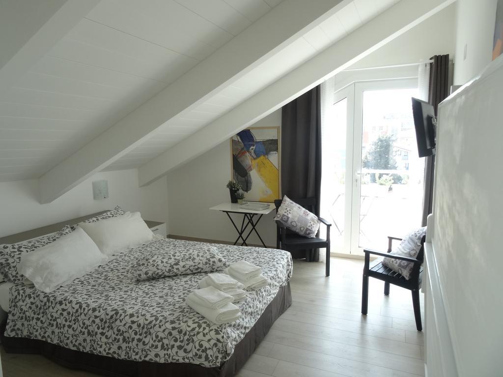 Pescara House Apartment ภายนอก รูปภาพ